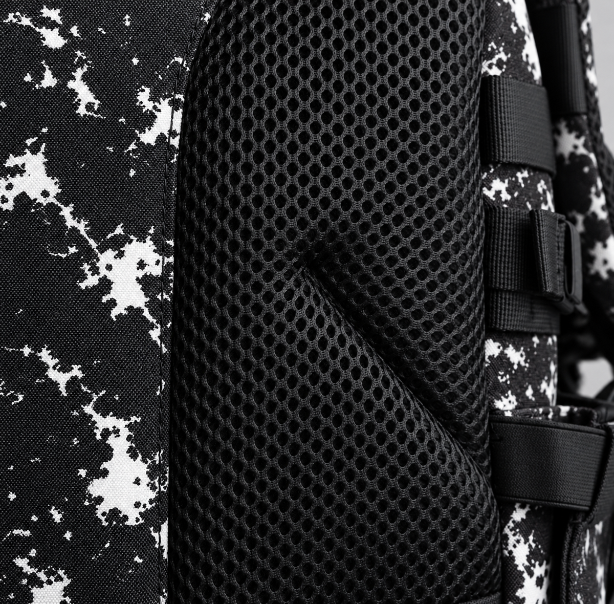black white tie dye backpack – black breathable back mesh detail