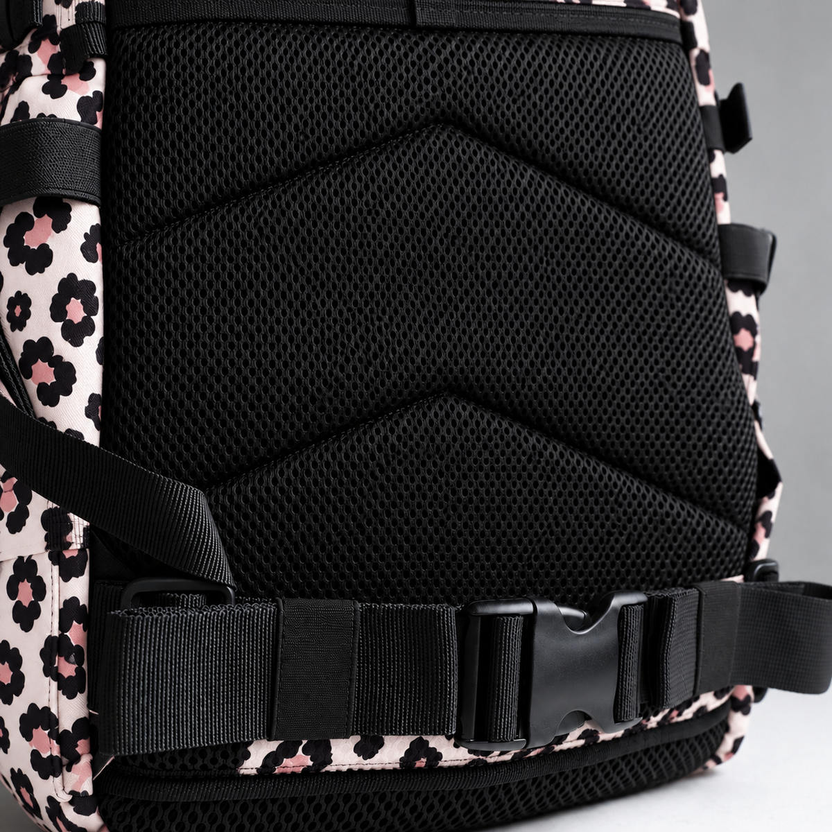 leopard backpack – waist strap and black back padding